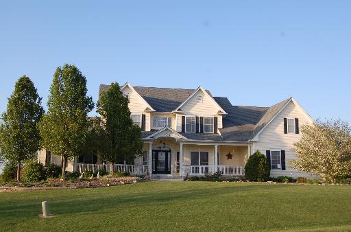 7557 Madeline Dr., Yorkville, IL 60560