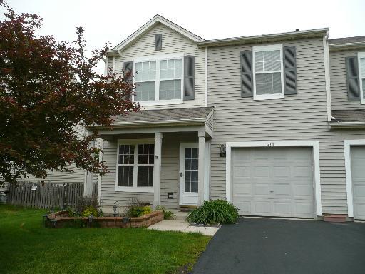 219 Charleston Ave., Romeoville, IL 60446