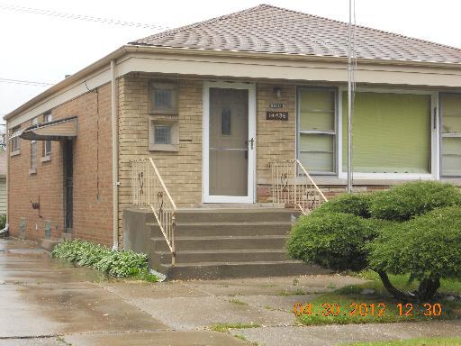 14436 S Saginaw Ave., Burnham, IL 60633