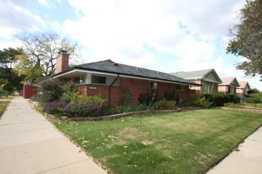 5500 N Lotus Ave., Chicago, IL 60630