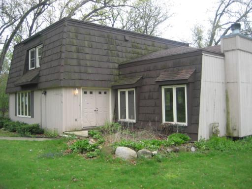 10312 Ardis Rd., Roscoe, IL 61073