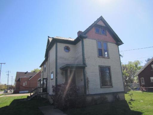 508 S 4th St., Rockford, IL 61104