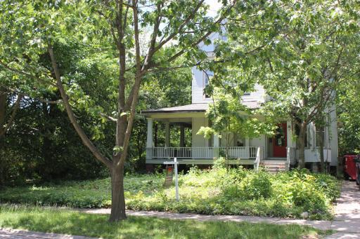 164 Fairbank Rd., Riverside, IL 60546