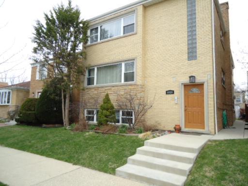 6059 N Troy St., Chicago, IL 60659
