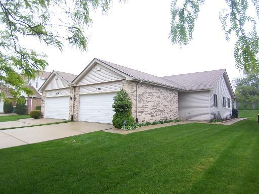 1031 Beninford Ln., Westmont, IL 60559