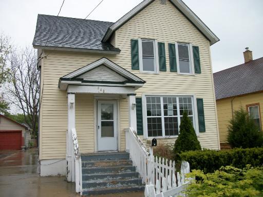 840 Douglas Ave., Aurora, IL 60505