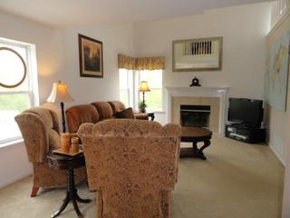 2203 Red Oak Dr., Round Lake, IL 60073