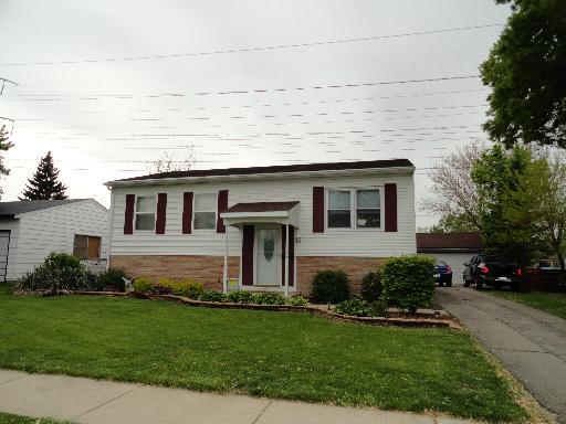 214 Hemlock Ave., Romeoville, IL 60446