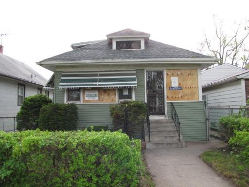 8810 S May St., Chicago, IL 60620