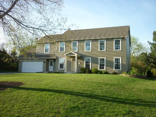 213 Brookhill Ct., Schaumburg, IL 60193