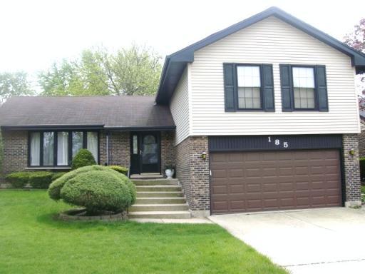 185 Courtenay Ln., Schaumburg, IL 60193