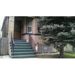 6815 S Maplewood Ave., Chicago, IL 60629