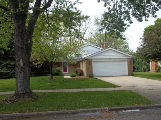 333 Berry Dr., Naperville, IL 60540
