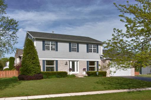 600 Hillside Dr., Mundelein, IL 60060