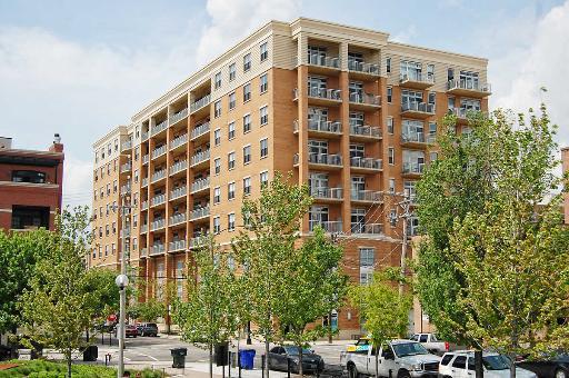 950 W Monroe St. #911, Chicago, IL 60607