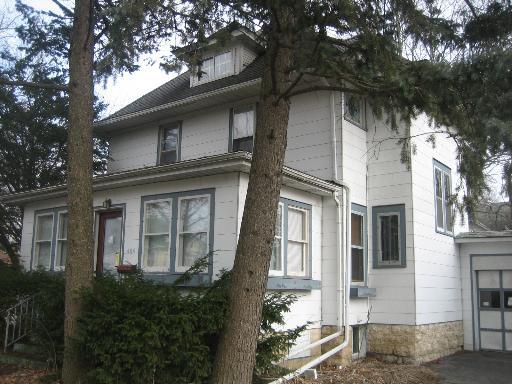 404 S 4th St., Dekalb, IL 60115