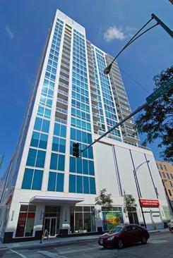 757 N Orleans St. #1212, Chicago, IL 60654