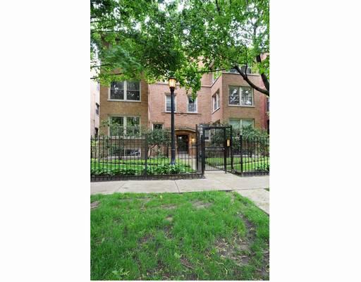 4420 N Malden Ave. #1S, Chicago, IL 60640
