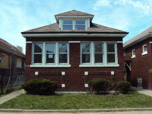 7038 S Maplewood Ave., Chicago, IL 60629