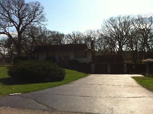 84 Woodland Dr., Plano, IL 60545