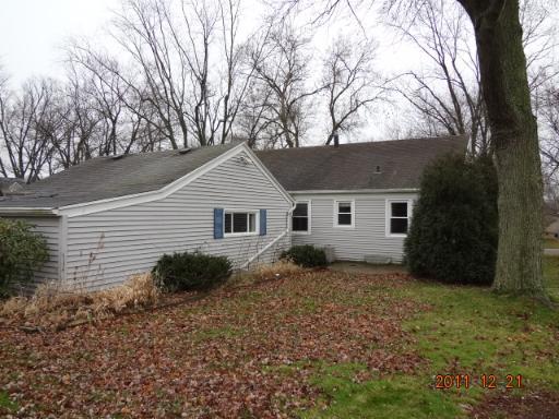 520 E Edwards Ave., East Dundee, IL 60118