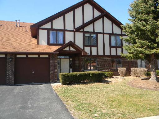 18050 66th Ct. #2S, Tinley Park, IL 60477