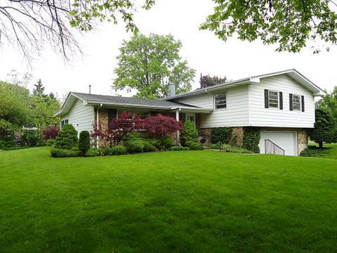 14 Simpson St., Geneva, IL 60134