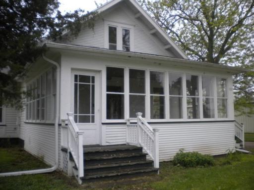 329 Grummon St., Paw Paw, IL 61353