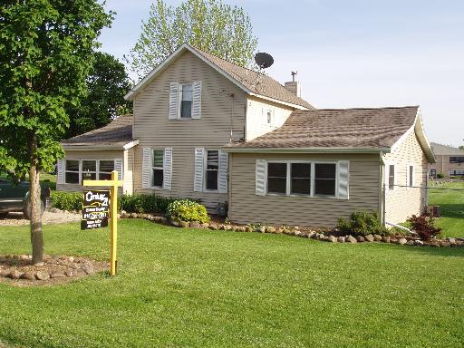 602 Miller St., Steward, IL 60553