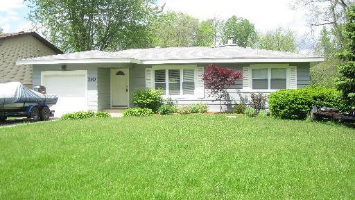 110 Hilltop Dr., Mchenry, IL 60050