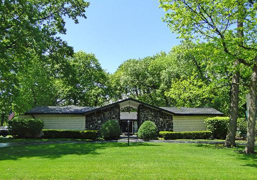 336 E Tall Trees Ln., Palatine, IL 60067