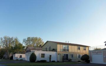 19344 Oakwood Ave. #37, Country Club Hills, IL 60478