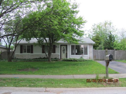 895 Camden Ln., Aurora, IL 60504