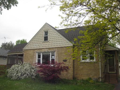 1674 Wicke Ave., Des Plaines, IL 60018