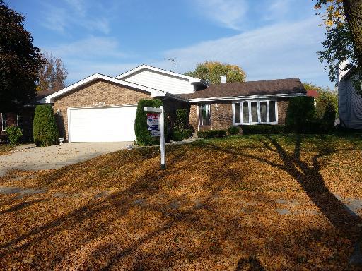 1209 E Anvil Ct., Addison, IL 60101