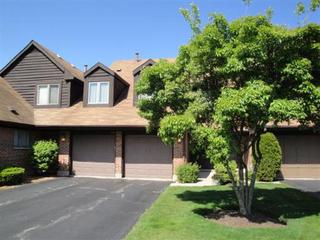 614 Picardy Cir., Northbrook, IL 60062