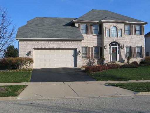 799 Chasewood Dr., South Elgin, IL 60177