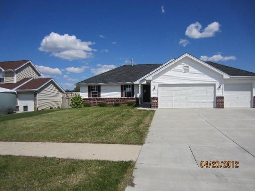 8643 Tim Ln., Machesney Park, IL 61115