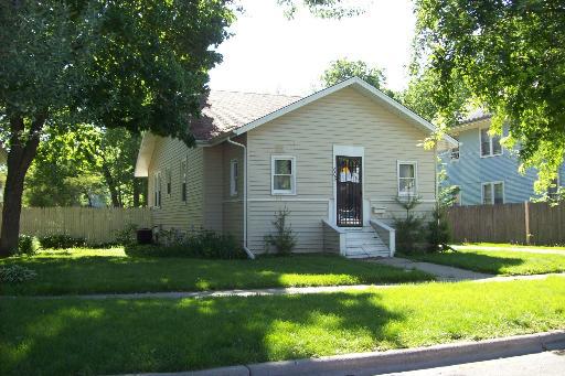 605 Hammond Ave., Aurora, IL 60506