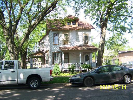 809 Jackson St., Aurora, IL 60505