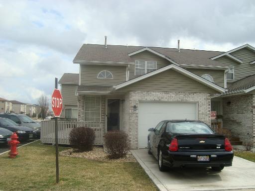 8201 Daniel Dr., Justice, IL 60458