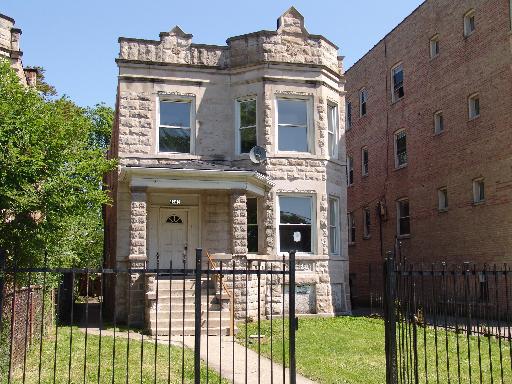 4448 W West End Ave., Chicago, IL 60624