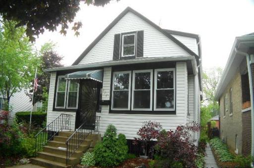 932 Circle Ave., Forest Park, IL 60130