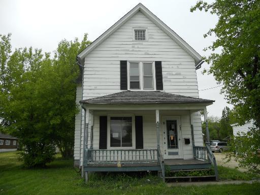 409 Washington St., Woodstock, IL 60098