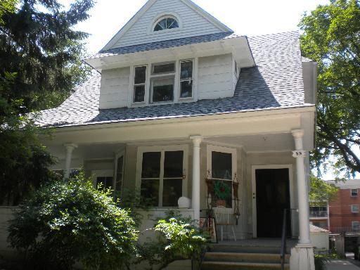 88 7th Ave., La Grange, IL 60525