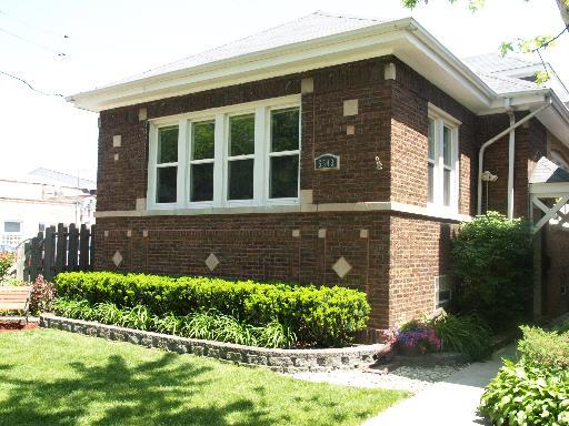 5543 N Bernard Ave., Chicago, IL 60625