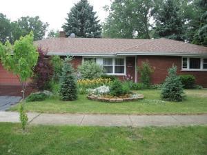 7857 W Peak Dr., Palos Hills, IL 60465