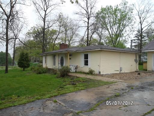 11538 Oak Dr., Zion, IL 60099