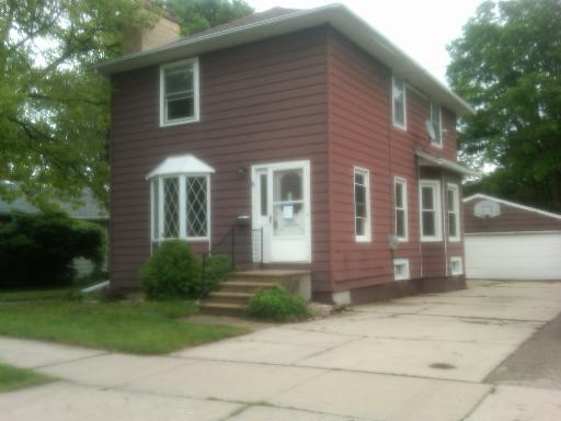 830 S 1st St., Dekalb, IL 60115