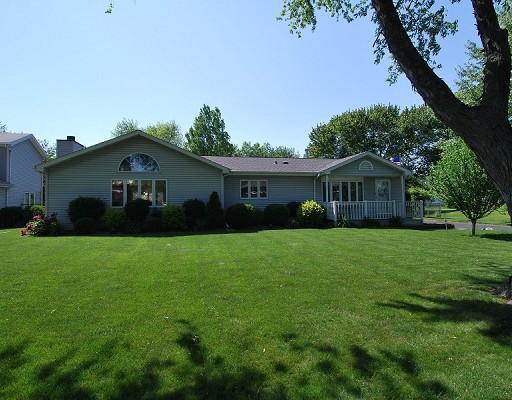 13806 S Lawler Ave., Crestwood, IL 60445